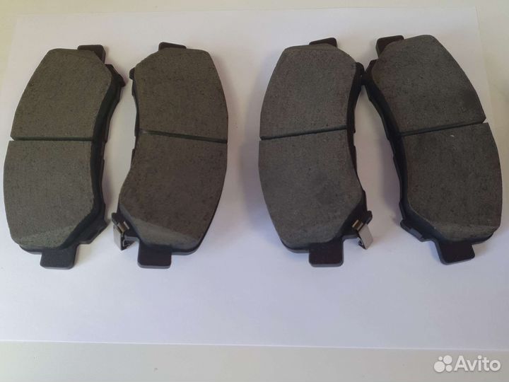 Тормозные колодки передние akebono an751wk