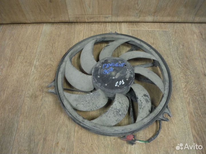 Вентилятор охлаждения Peugeot 206 2005