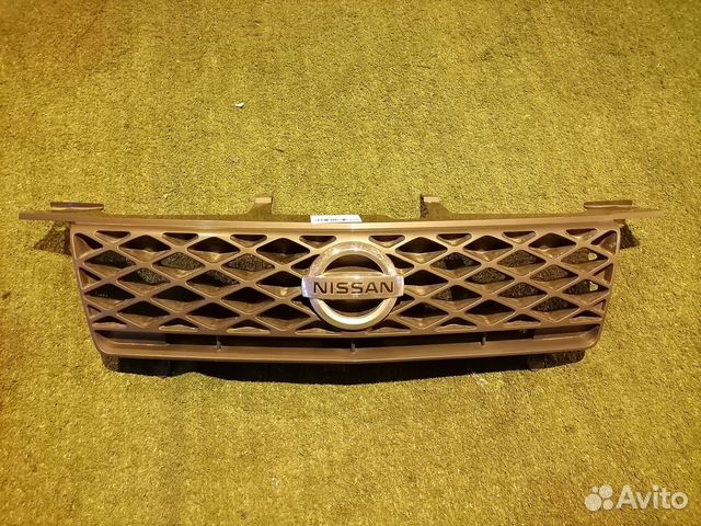 Решетка радиатора 62310EQ000 Nissan X-Trail NT30