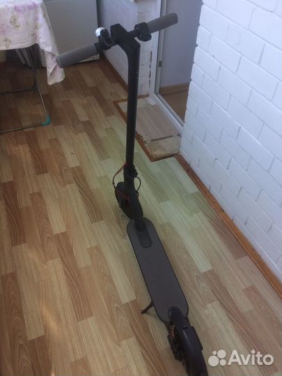 Электрический самокат Xiaomi M365