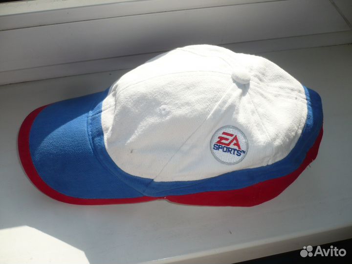 Бейсболка триколор коллекционная,фирменнаяCotton