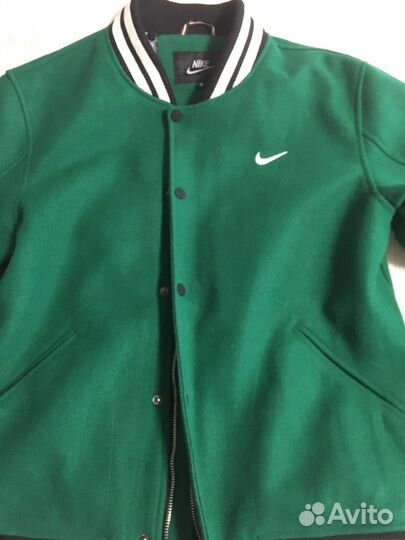 Бомбер новый nike