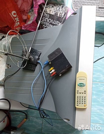 Телевизор hyundai б/у