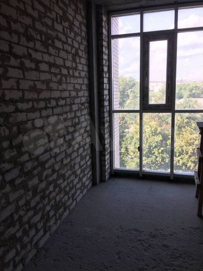 2-к. квартира, 80 м², 5/6 эт.