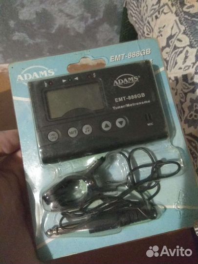 Тюнер для настройки гитары