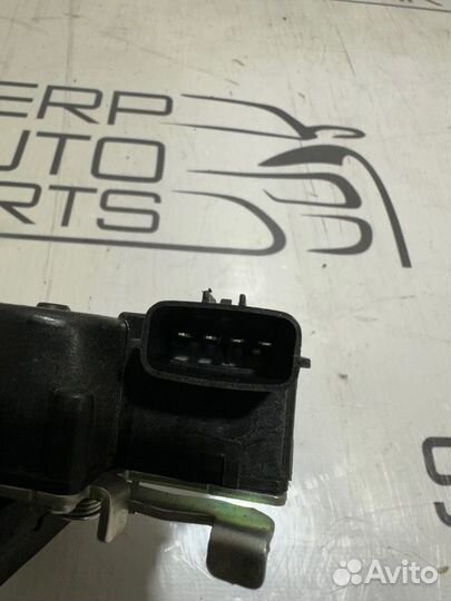 Замок крышки багажника Kia Ceed ED G4FA 2010