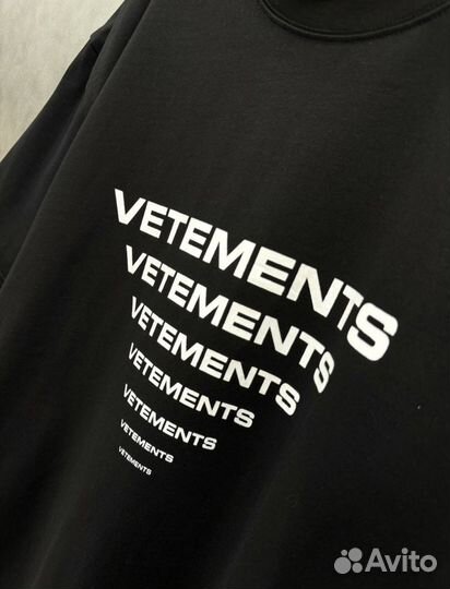 Футболка vetements