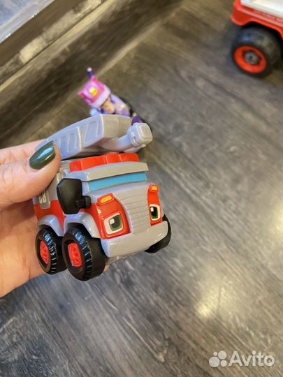 Машинки Rev и команда