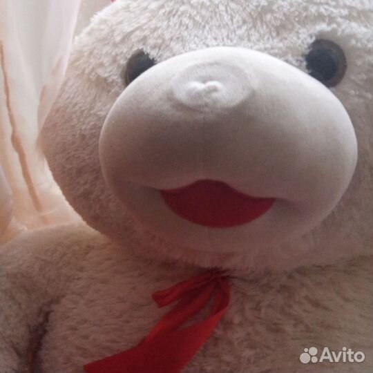 Плюшевый медведь