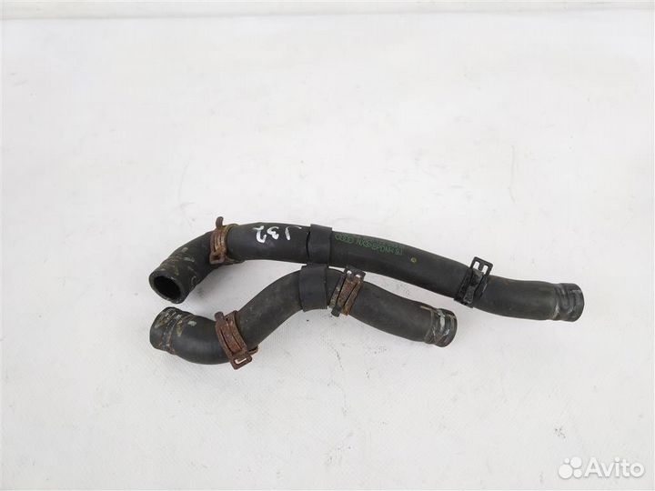 Патрубок системы охлождения фольксваген Passat B6