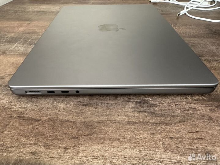 MacBook Pro 14 M1 Pro 16GB/512GB