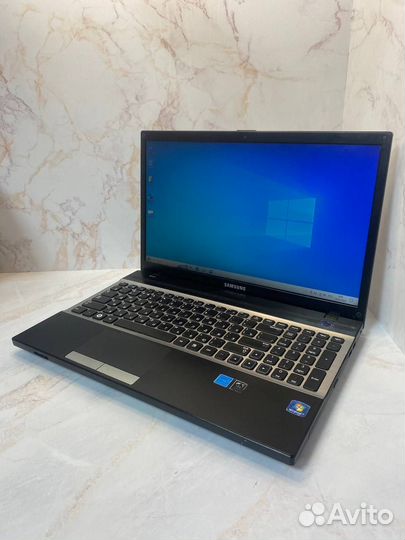 Ноутбук Samsung NP305V5A
