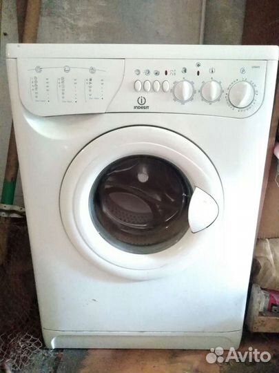 Стиральная машина Indesit