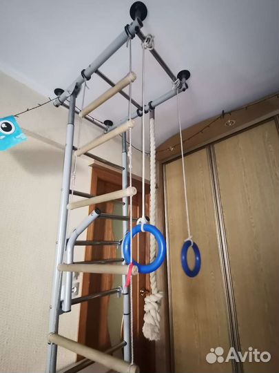 Шведская стенка с турником