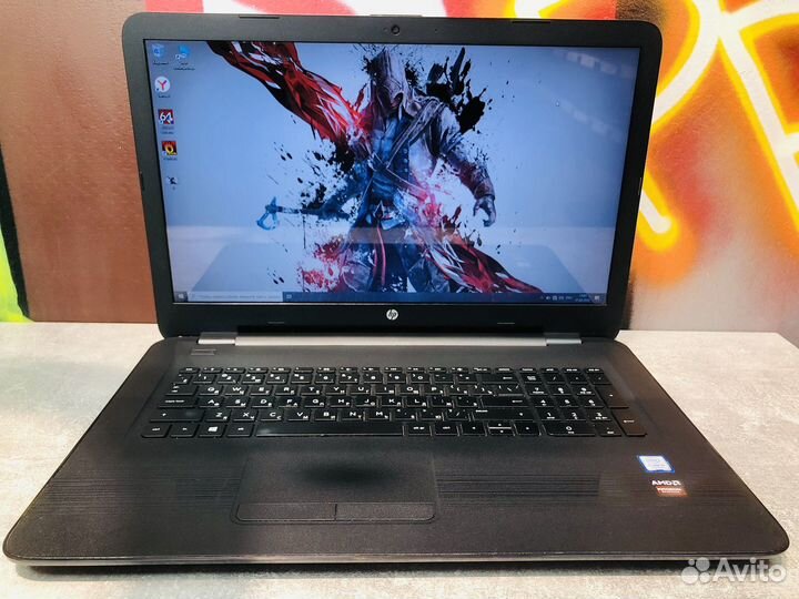 Hp 17/core i5/Radeon R5 M330/ram 8gb/ssd 240gb