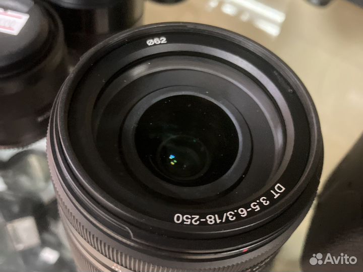 Зеркальный фотоаппарат Sony Alpha 33