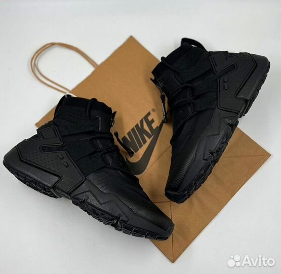 Кроссовки Nike Air Huarache Gripp Lux