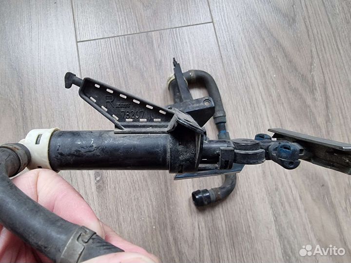 Lexus GS300 форсунки омывателя фар оригинал