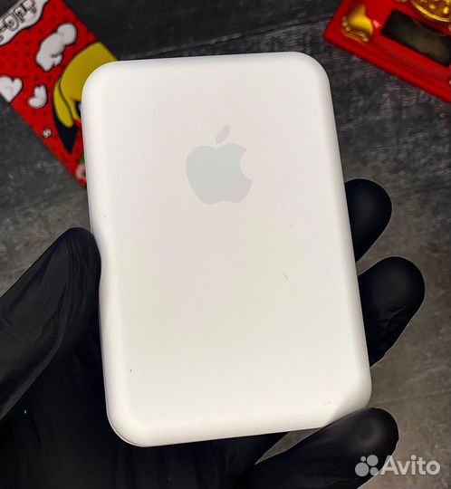 Magsafe battery pack