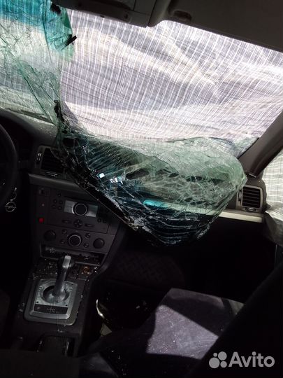 Opel Vectra 1.8 AMT, 2007, битый, 202 000 км