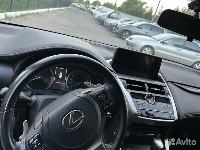 Lexus NX 2.0 CVT, 2020, 105 000 км с пробегом, цена 4300000 руб.