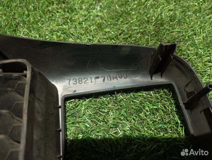 Консоль магнитофона передний Chevrolet Cruze HR