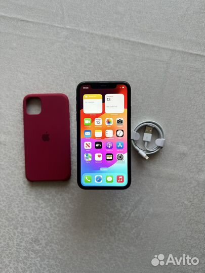 iPhone 11, 64 ГБ
