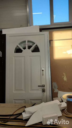 Дверь входная уличная с терморазрывом