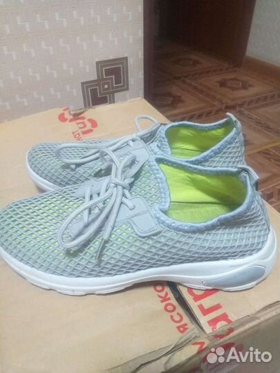 Кросовки 2пары
