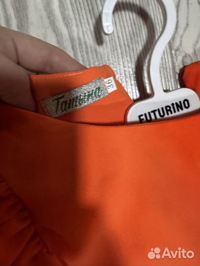 Платье яркое