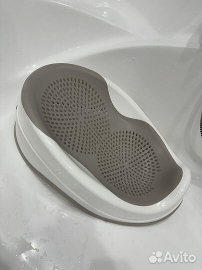 Горка для купания Geburt белый,серый, 1 шт