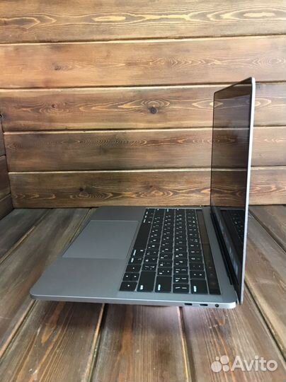 Macbook Pro 13 2018 touch bar