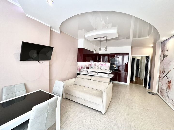 3-к. квартира, 90 м², 10/25 эт.