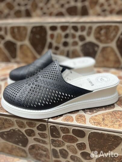 Женская обувь