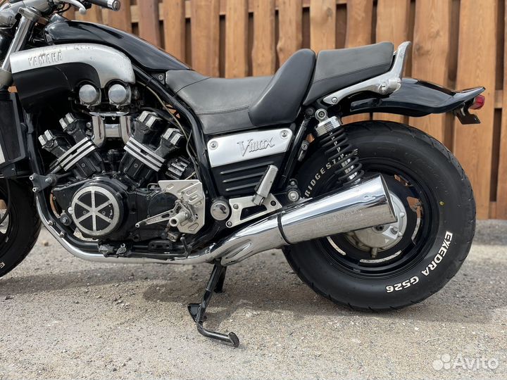 Yamaha V-MAX 1200