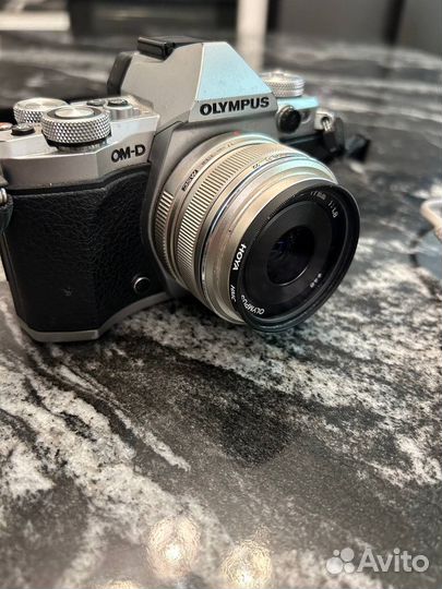 Фотоаппарат olympus om -d em5 mark2 17mm 1:1.8