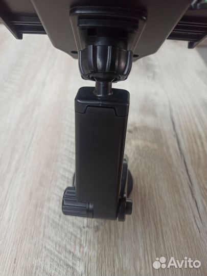 Автомобильный держатель телефона