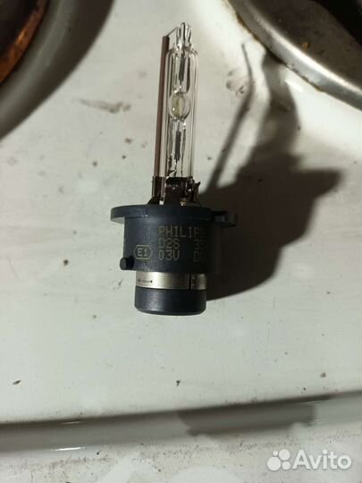 Продам лампочки, заводской ксенон авесис 220