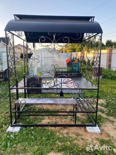 Беседка мангал с лавочкой