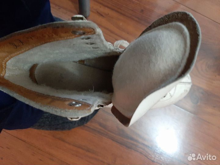 Коньки фигурные