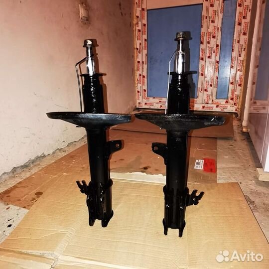 Амортизаторы передние на лексус Rx300
