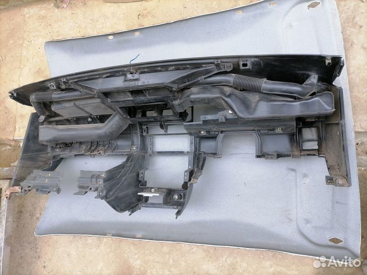 Торпедо Nissan Almera N15 1995-2000