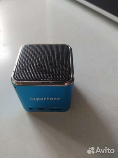 Колонка Partner Cube