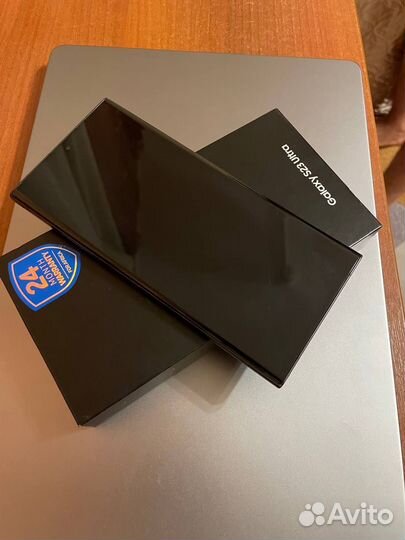 Samsung Galaxy S23 Ultra, 12/256 ГБ