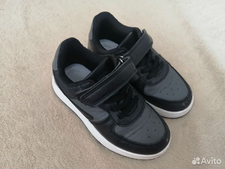 Кроссовки р 27