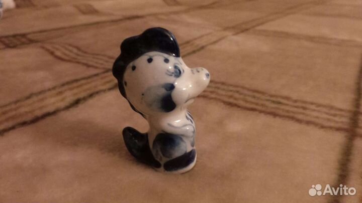 Керамическая статуэтка. Дракончик. Гжель