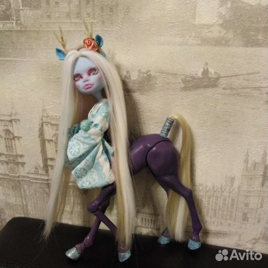Кукла monster high. Кукла Монстер Хай. Ооак Авея