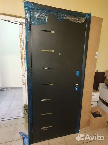 Входная дверь новая