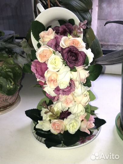 Парящая чашка