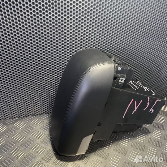 Подлокотник Hyundai ix35